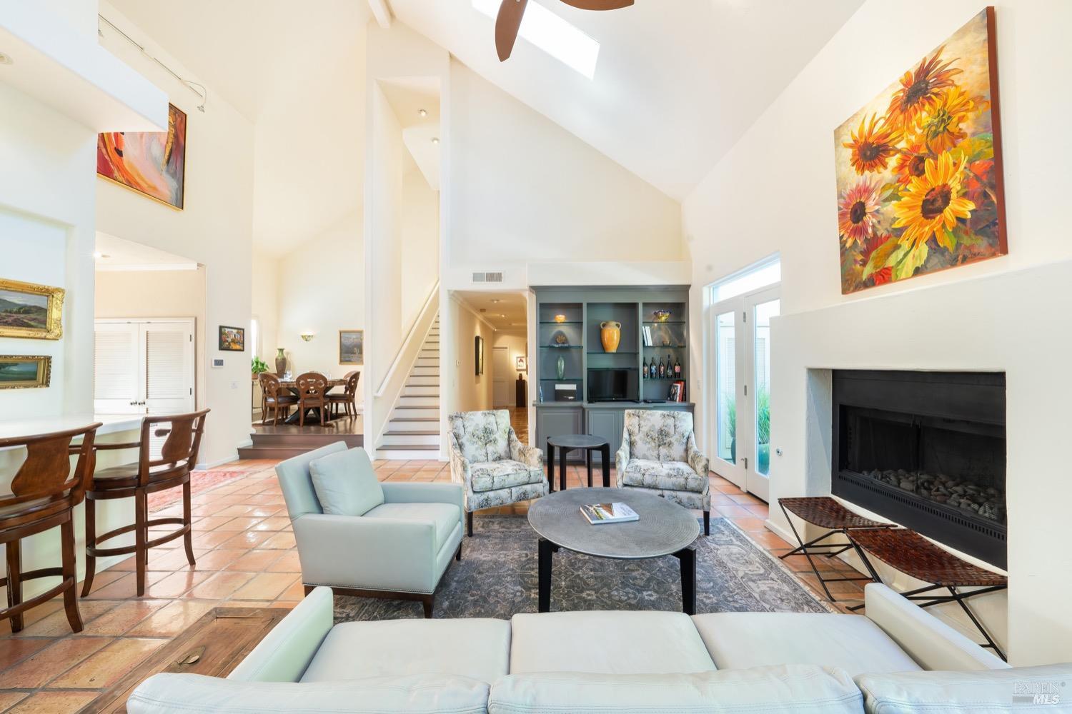 6582 Oak Leaf Ct