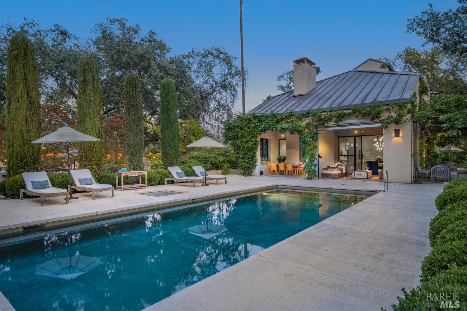 1110 Bale Ln