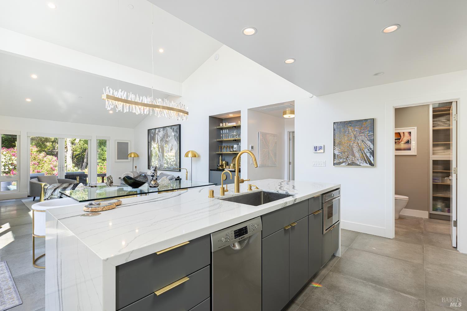 110 Bonnie Brook Dr