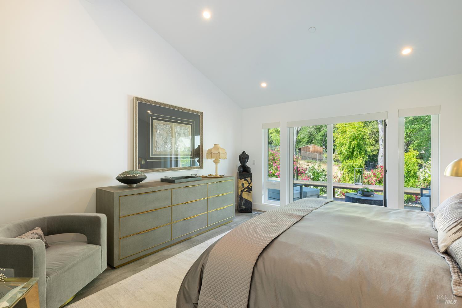 110 Bonnie Brook Dr