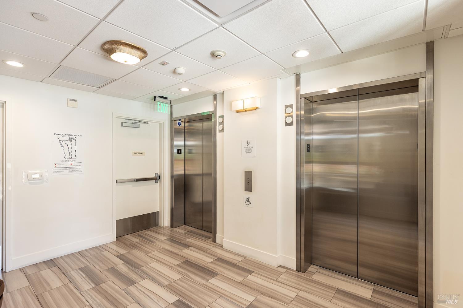 588 Main Street Unit: #212
