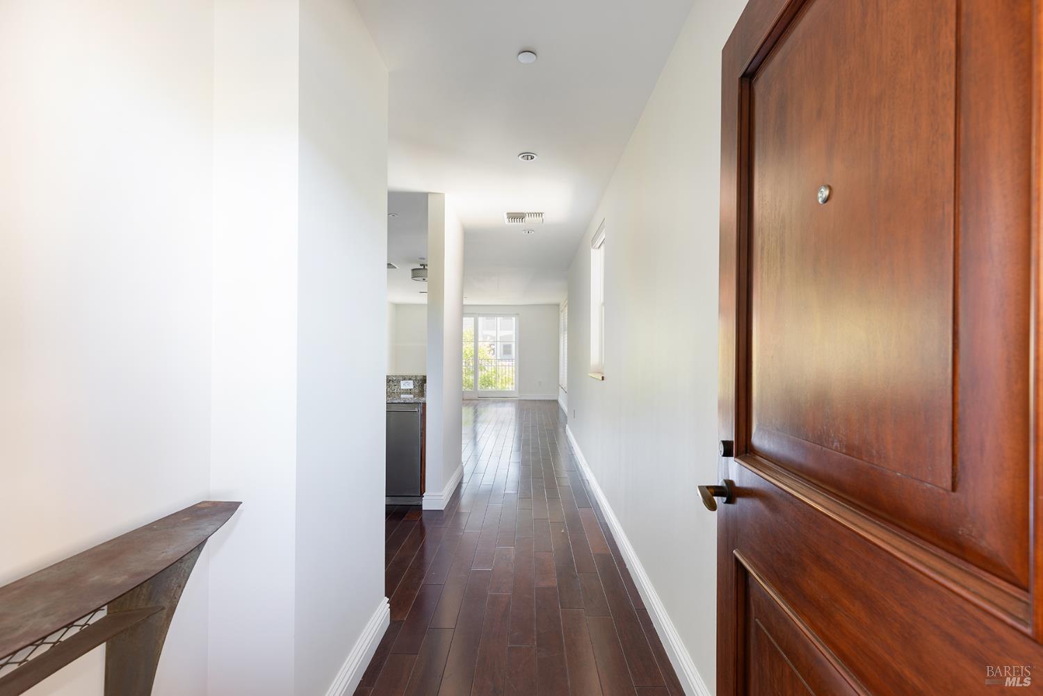 588 Main Street Unit: #212