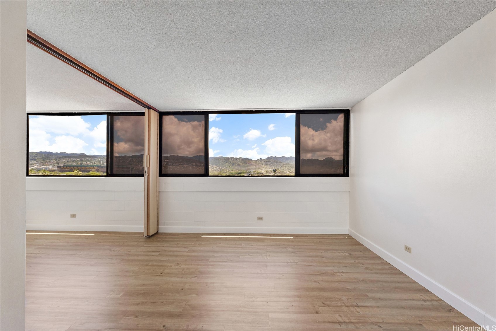 99-015 Kalaloa Street 803