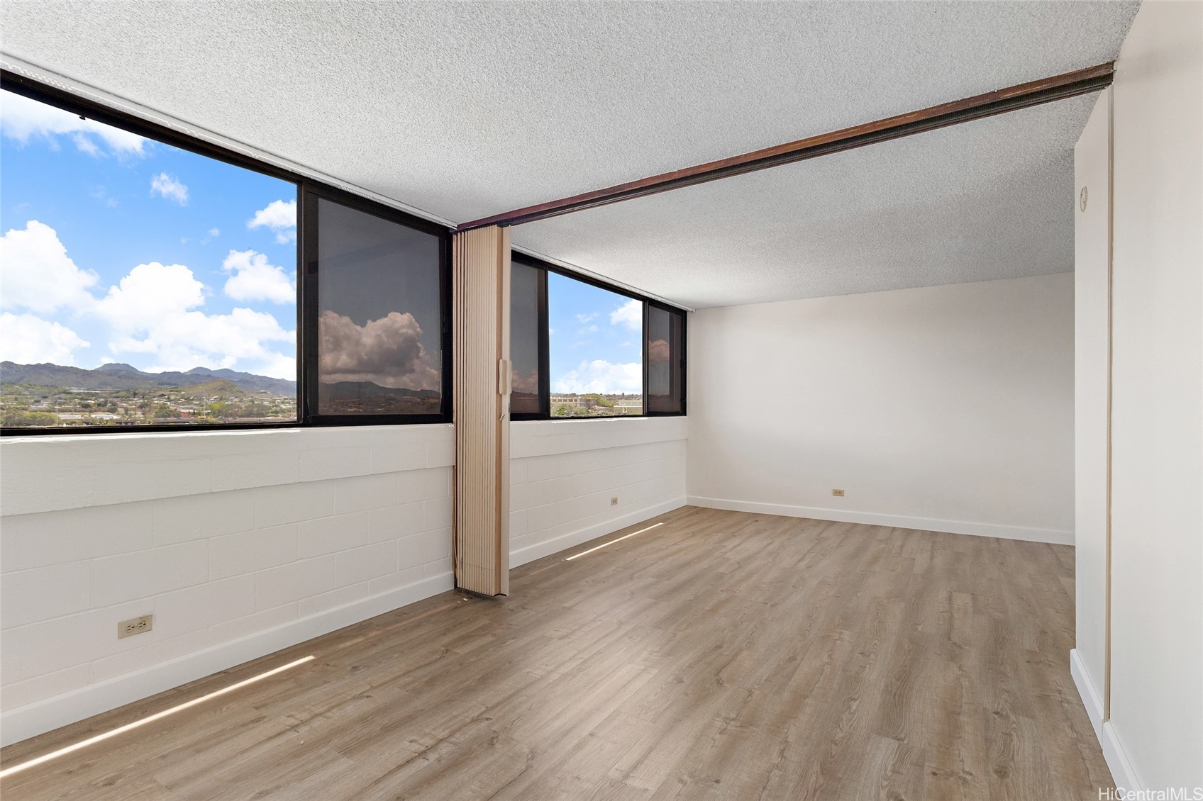 99-015 Kalaloa Street 803