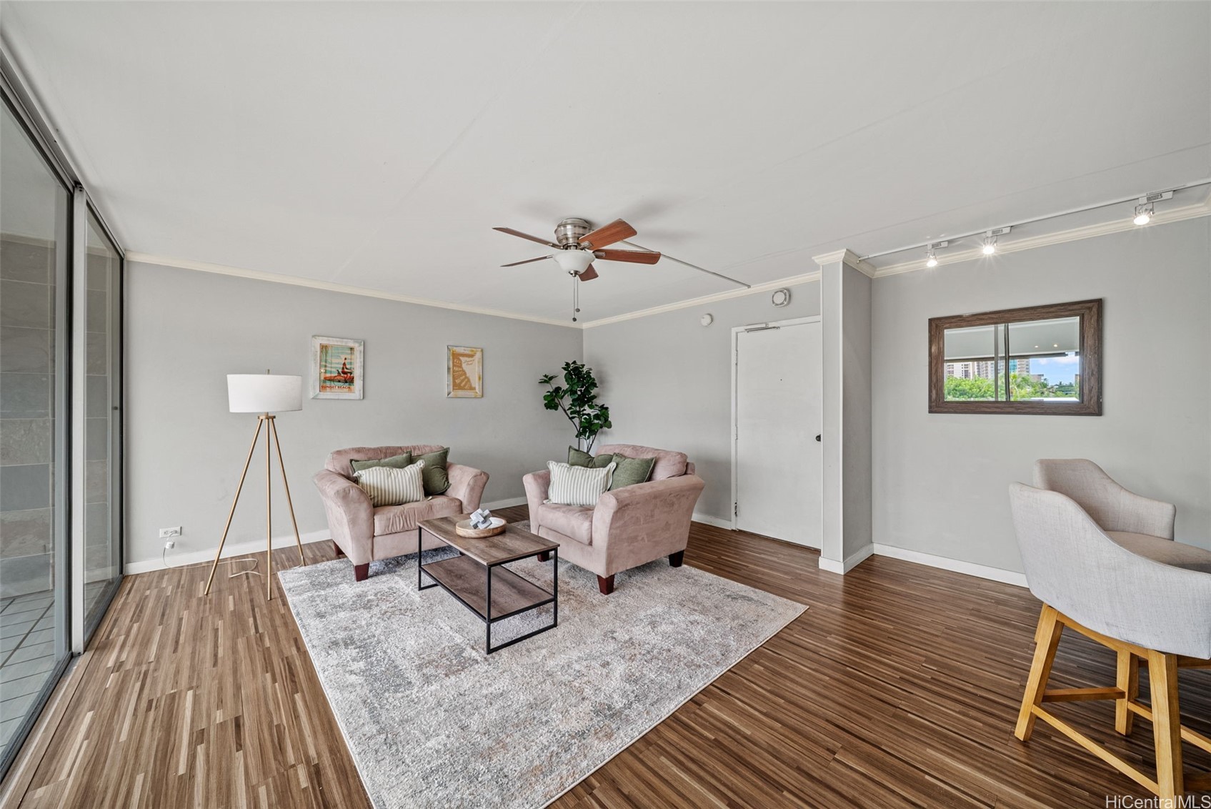 430 Keoniana Street 204