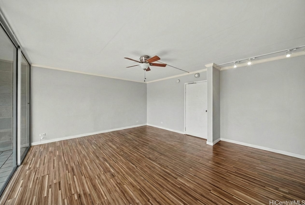 430 Keoniana Street 204