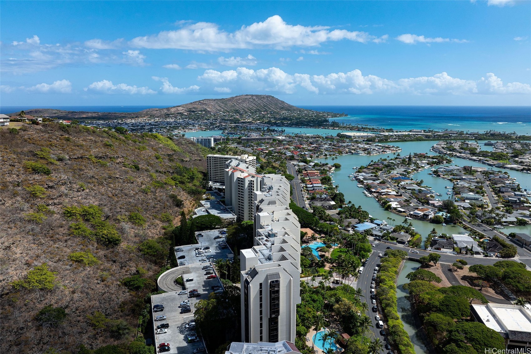 521 Hahaione Street 12J