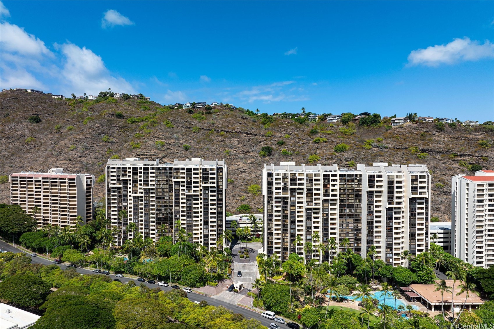 521 Hahaione Street 12J