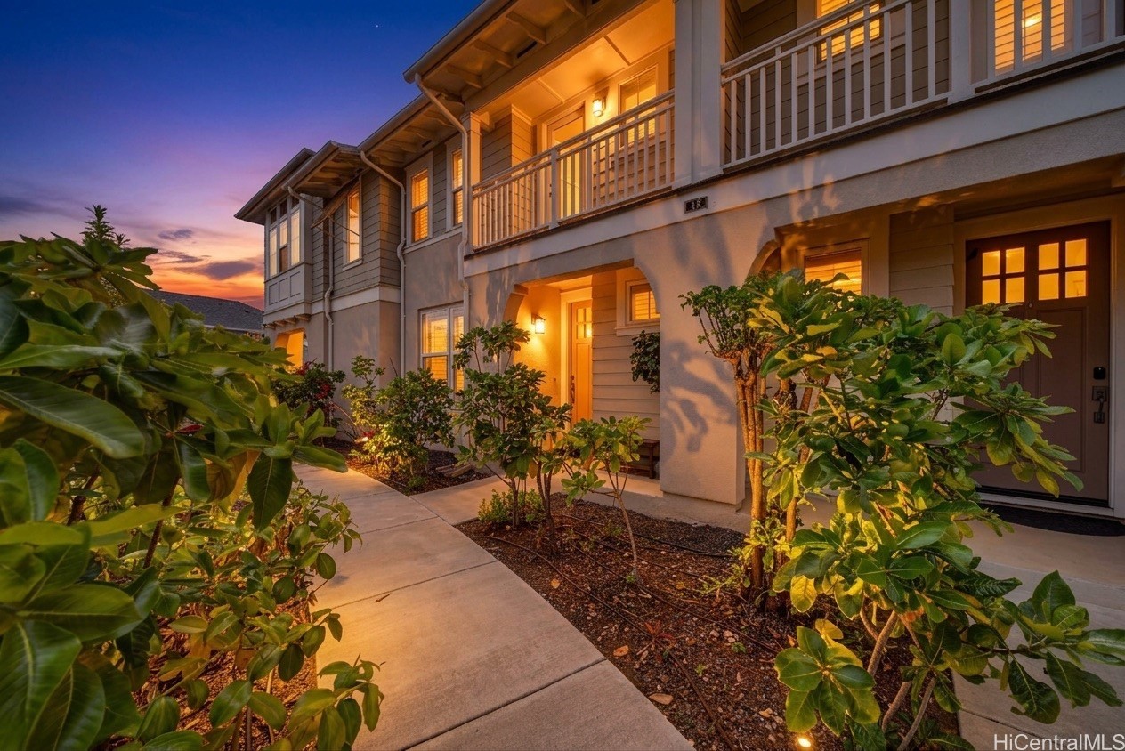 91-2220 Kaiwawalo Street 1202