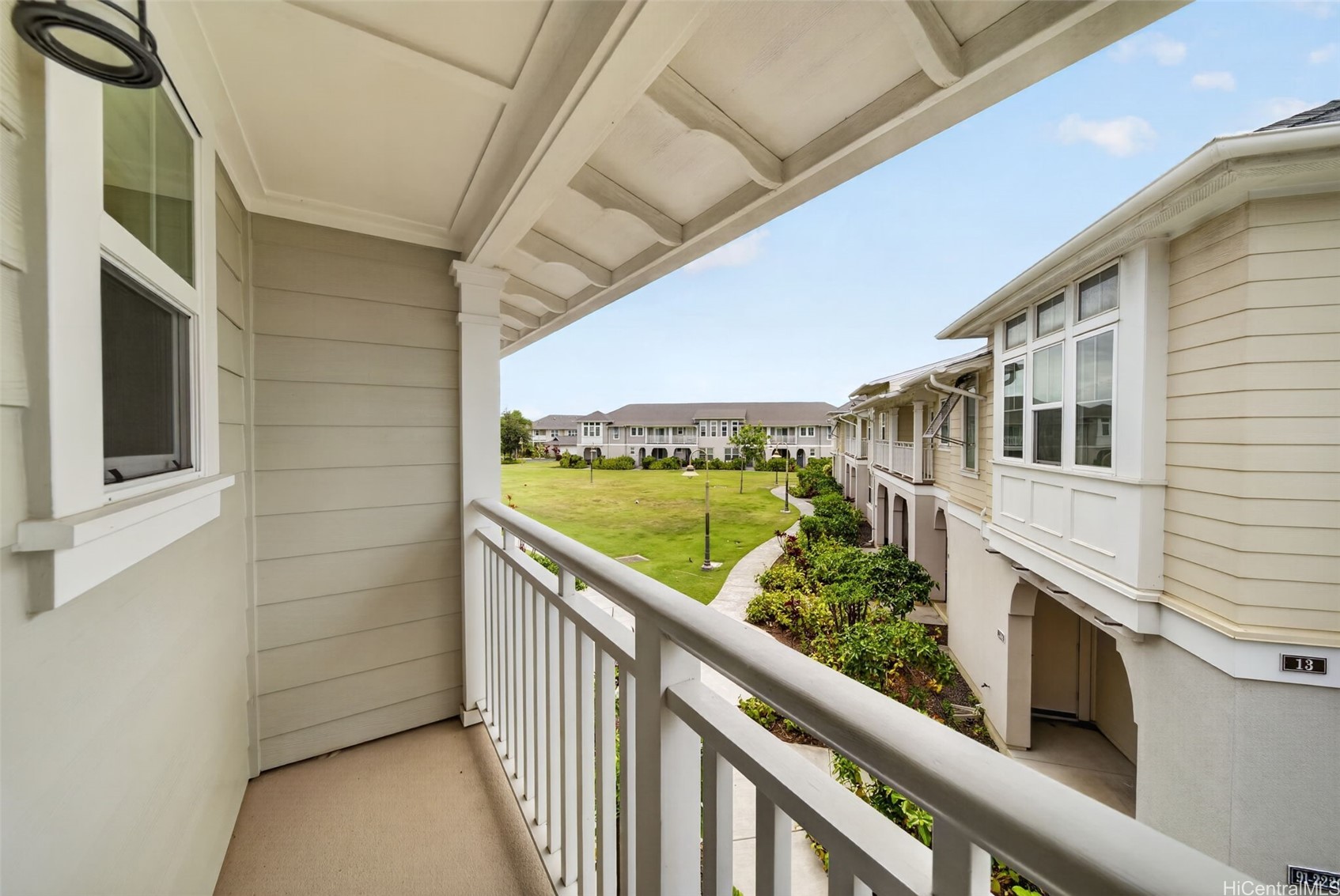 91-2220 Kaiwawalo Street 1202