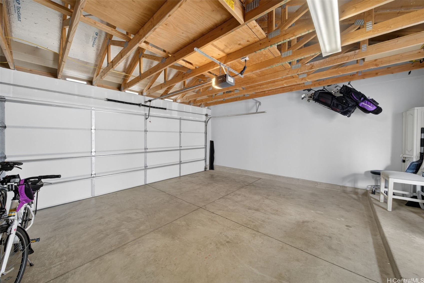 91-2220 Kaiwawalo Street 1202