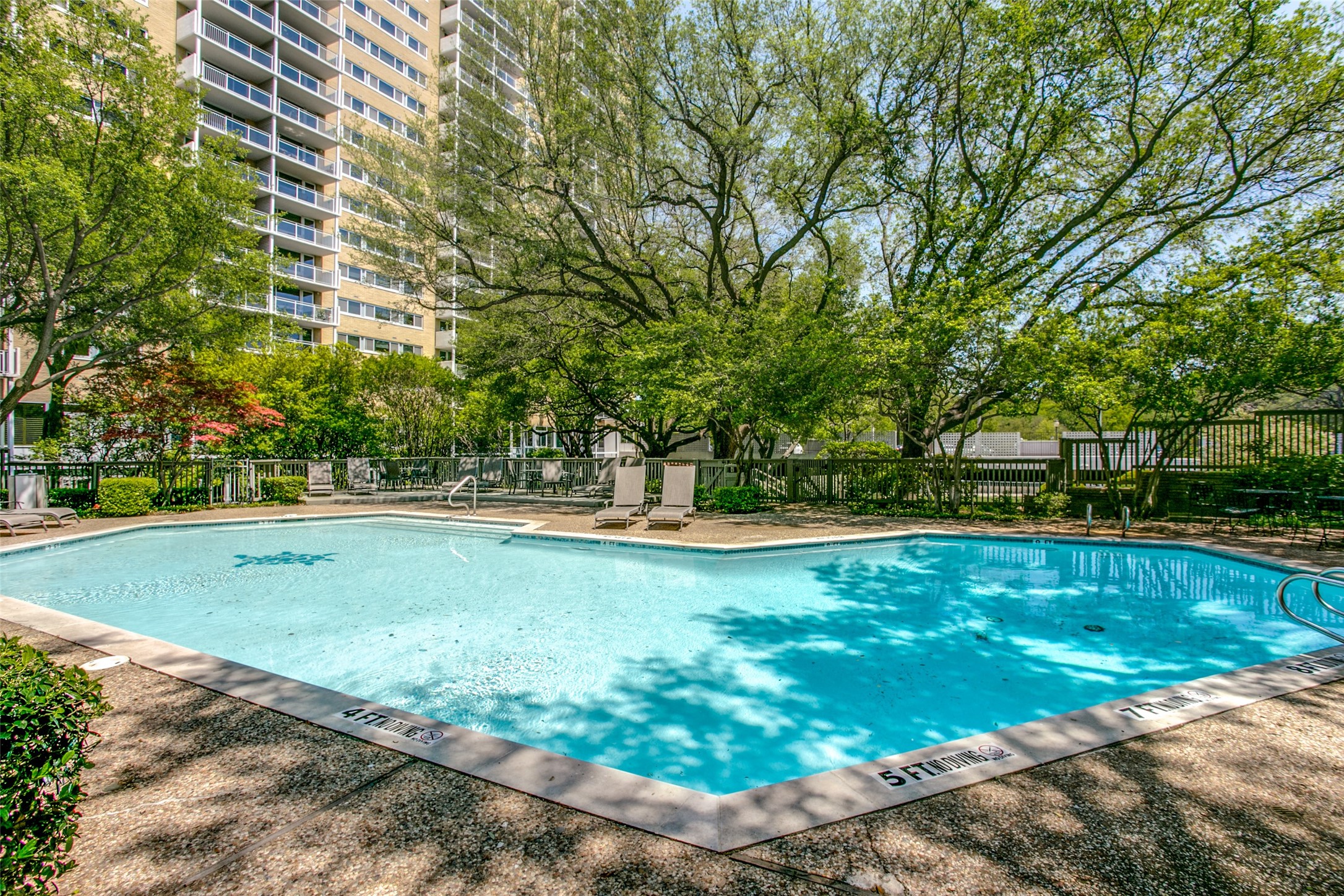3883 Turtle Creek Boulevard 1916