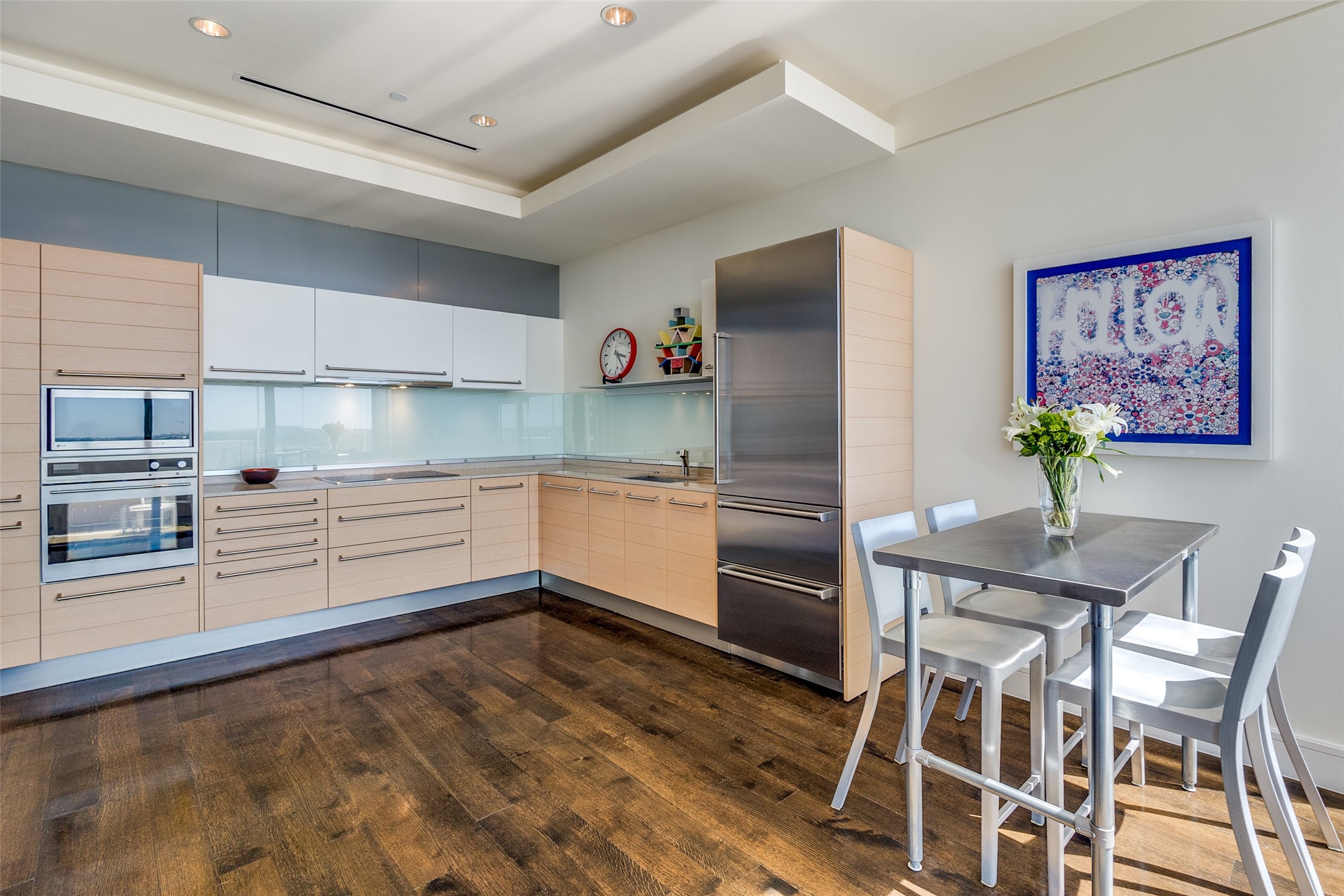 2408 Victory Park Lane 1131