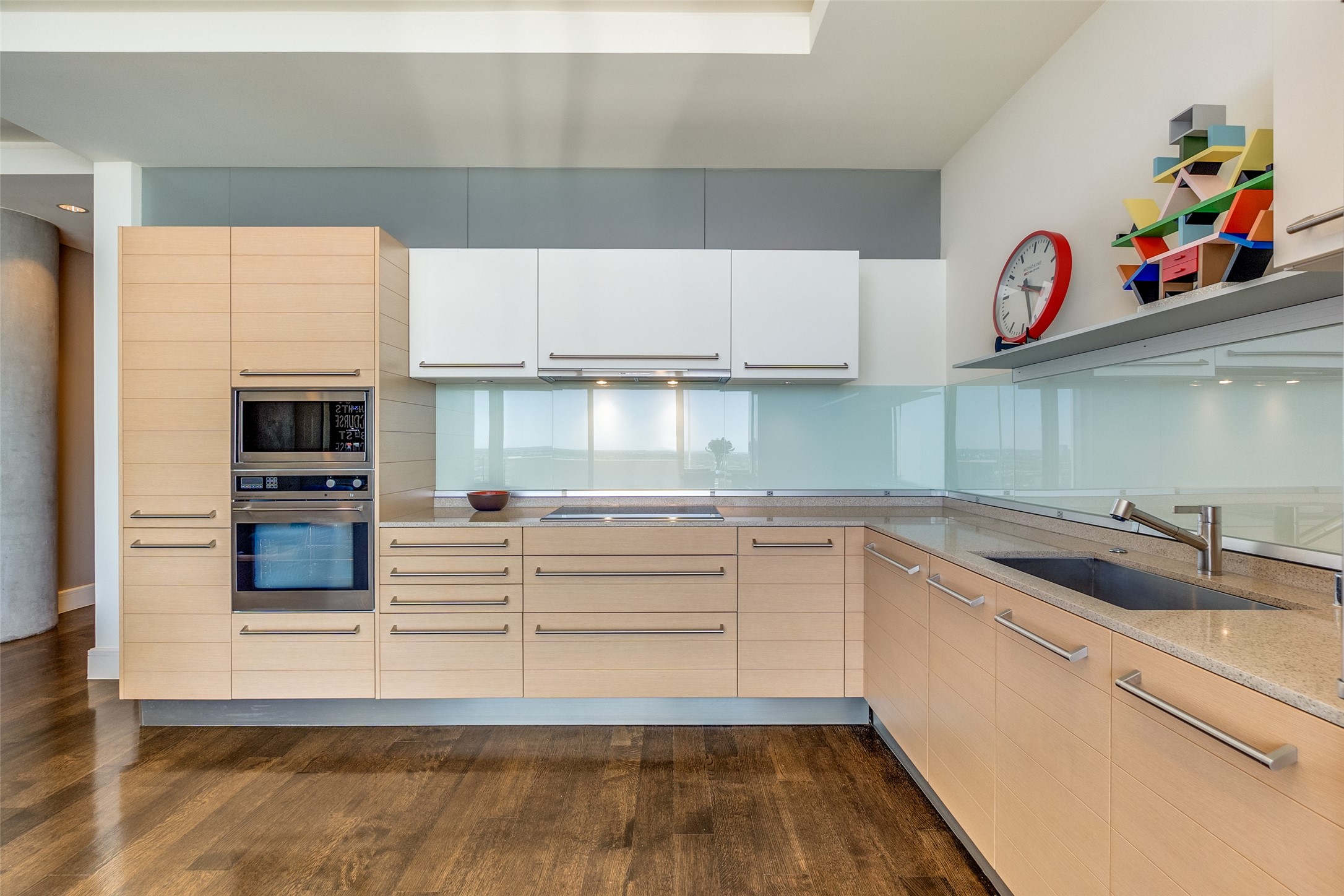 2408 Victory Park Lane 1131