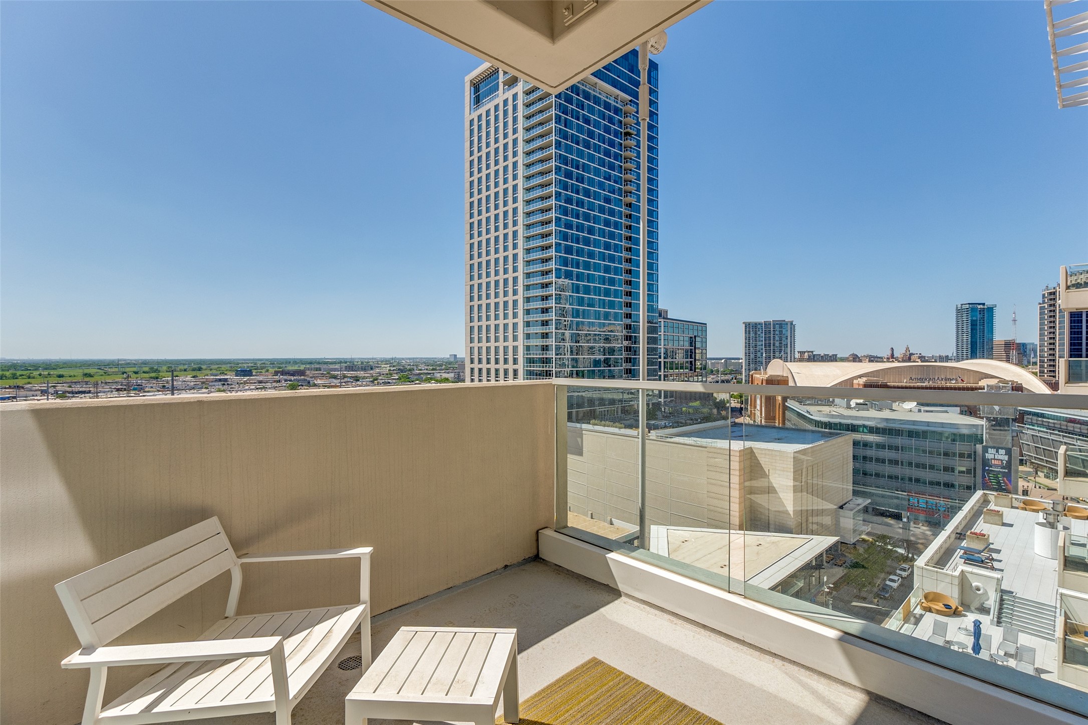 2408 Victory Park Lane 1131