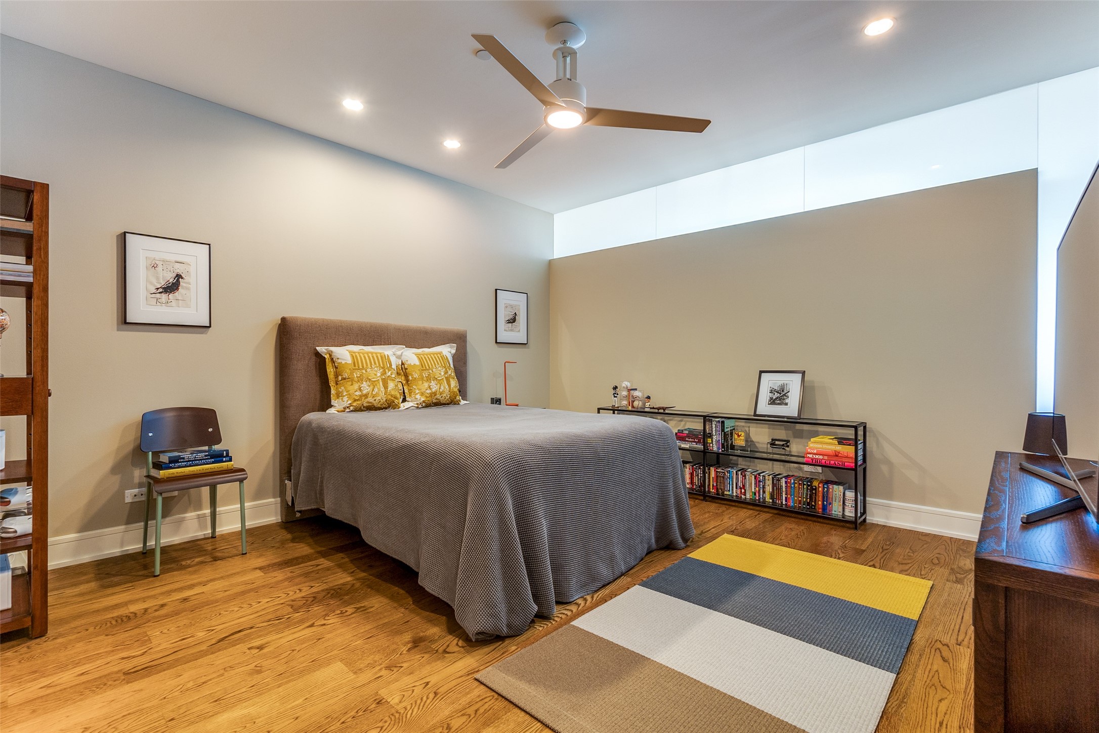 2408 Victory Park Lane 1131