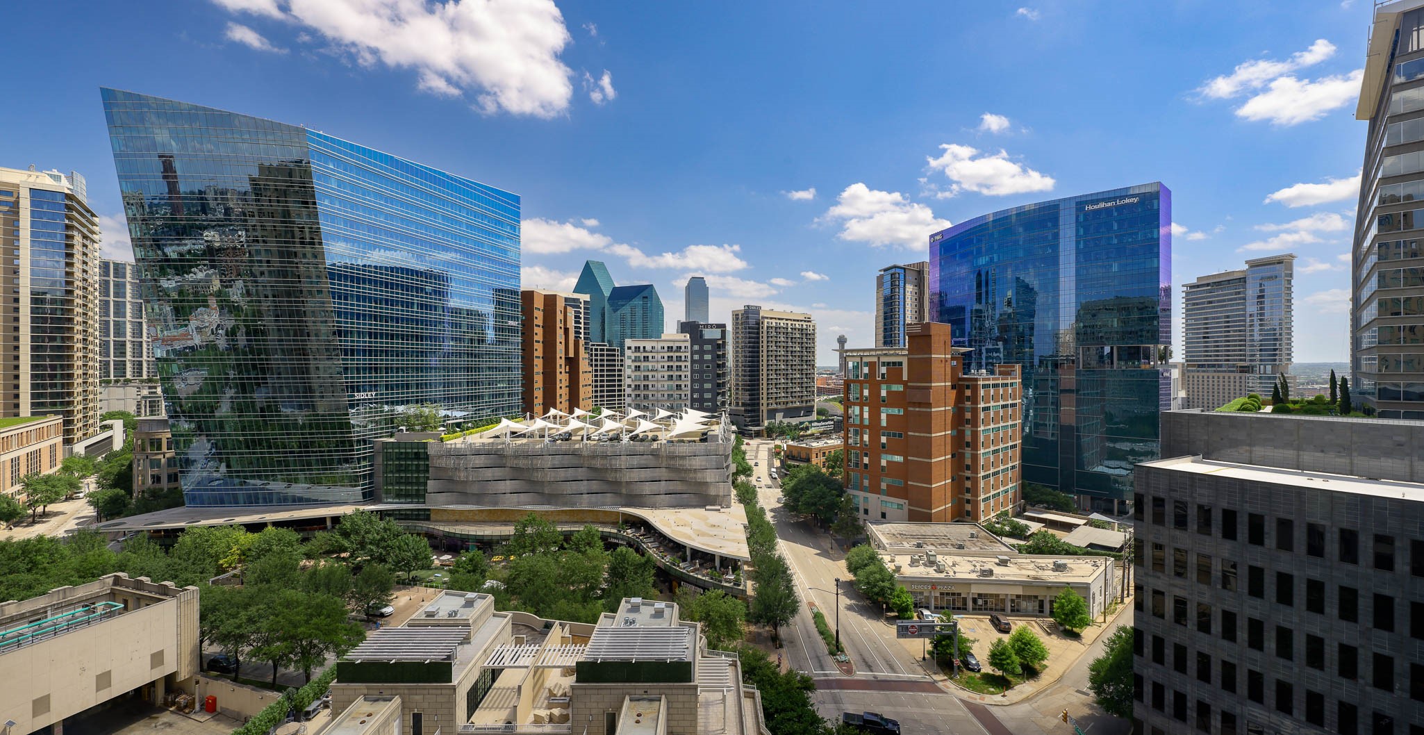 2555 N Pearl Street 1101