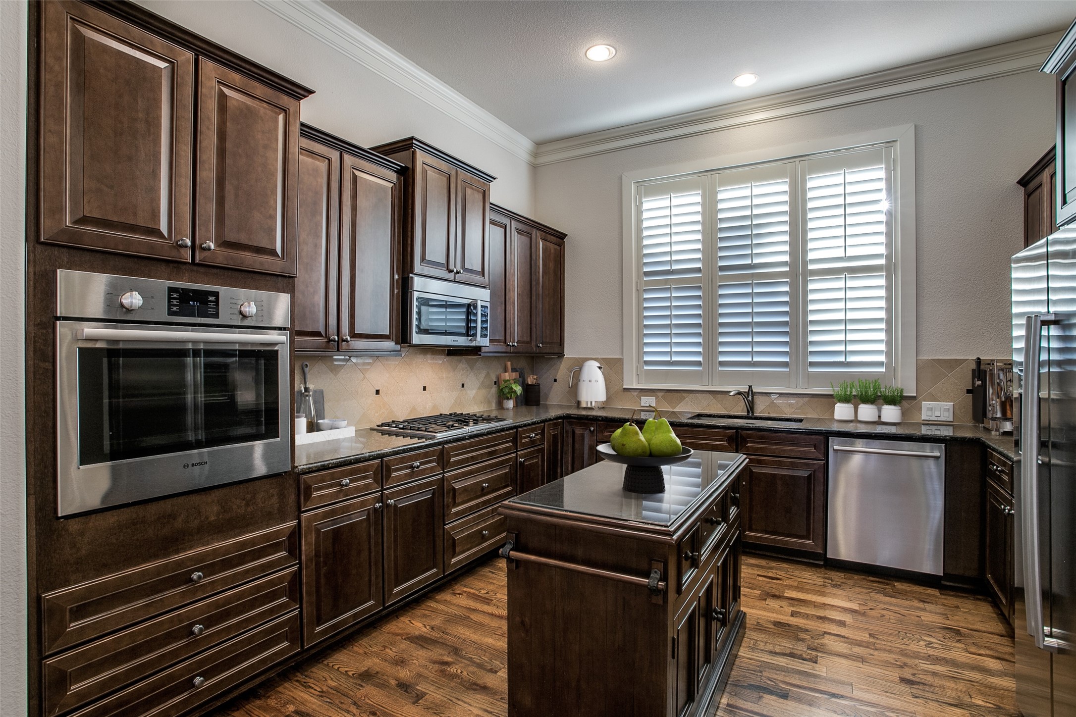 511 S Cesar Chavez Boulevard