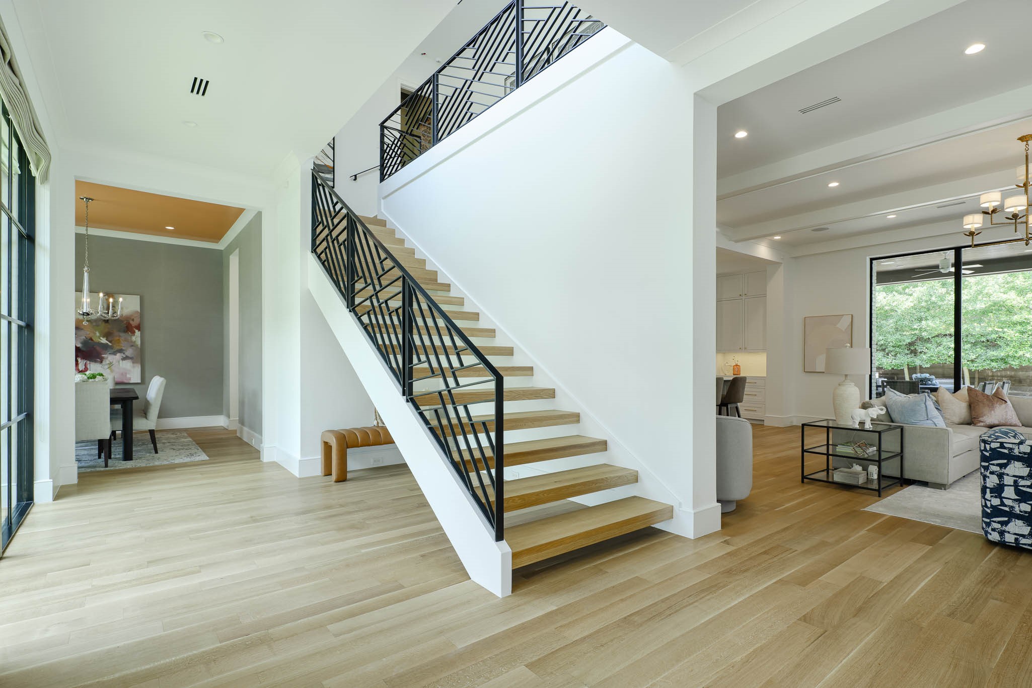 5523 Greenbrier Drive