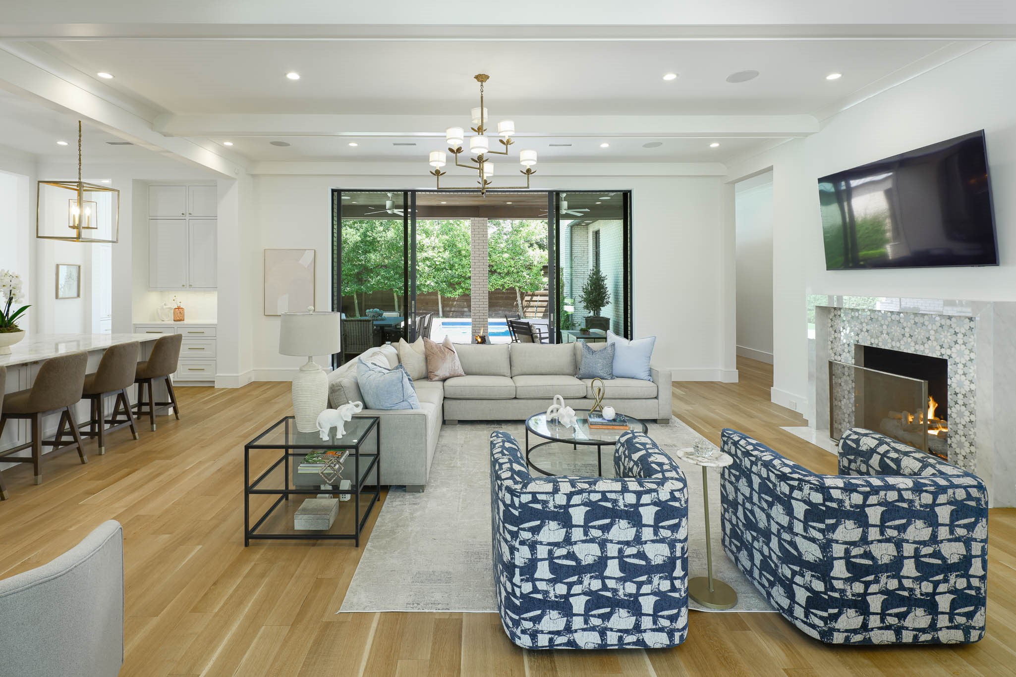 5523 Greenbrier Drive