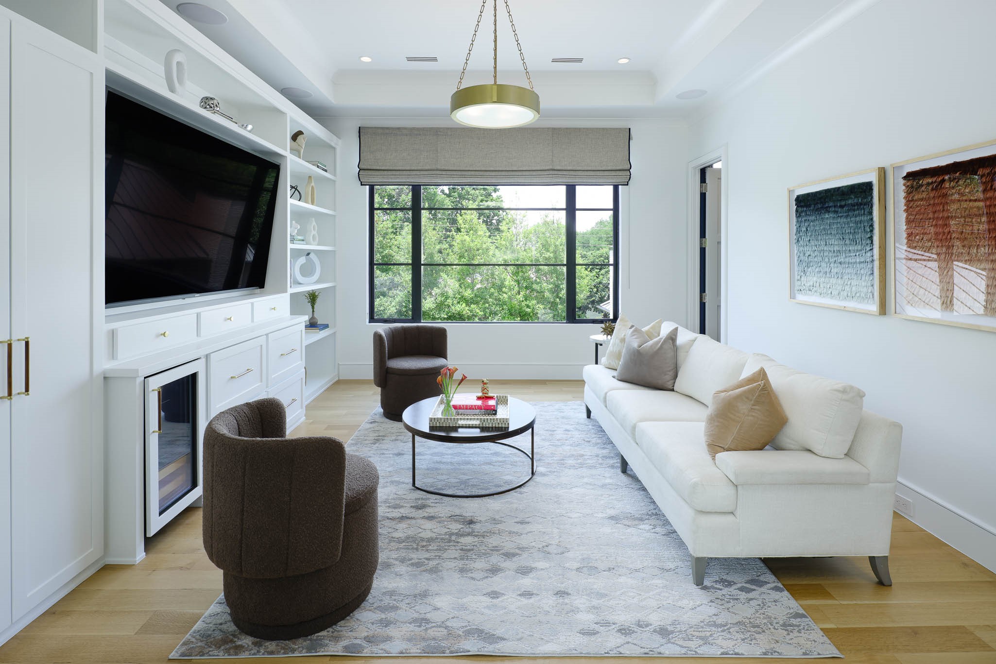 5523 Greenbrier Drive