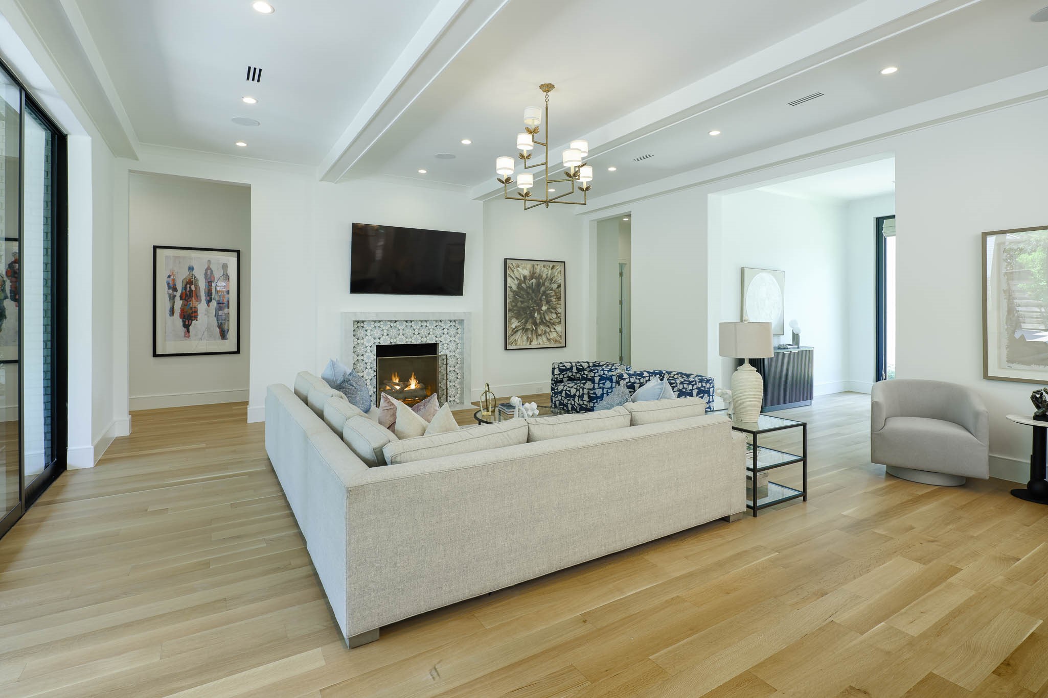 5523 Greenbrier Drive