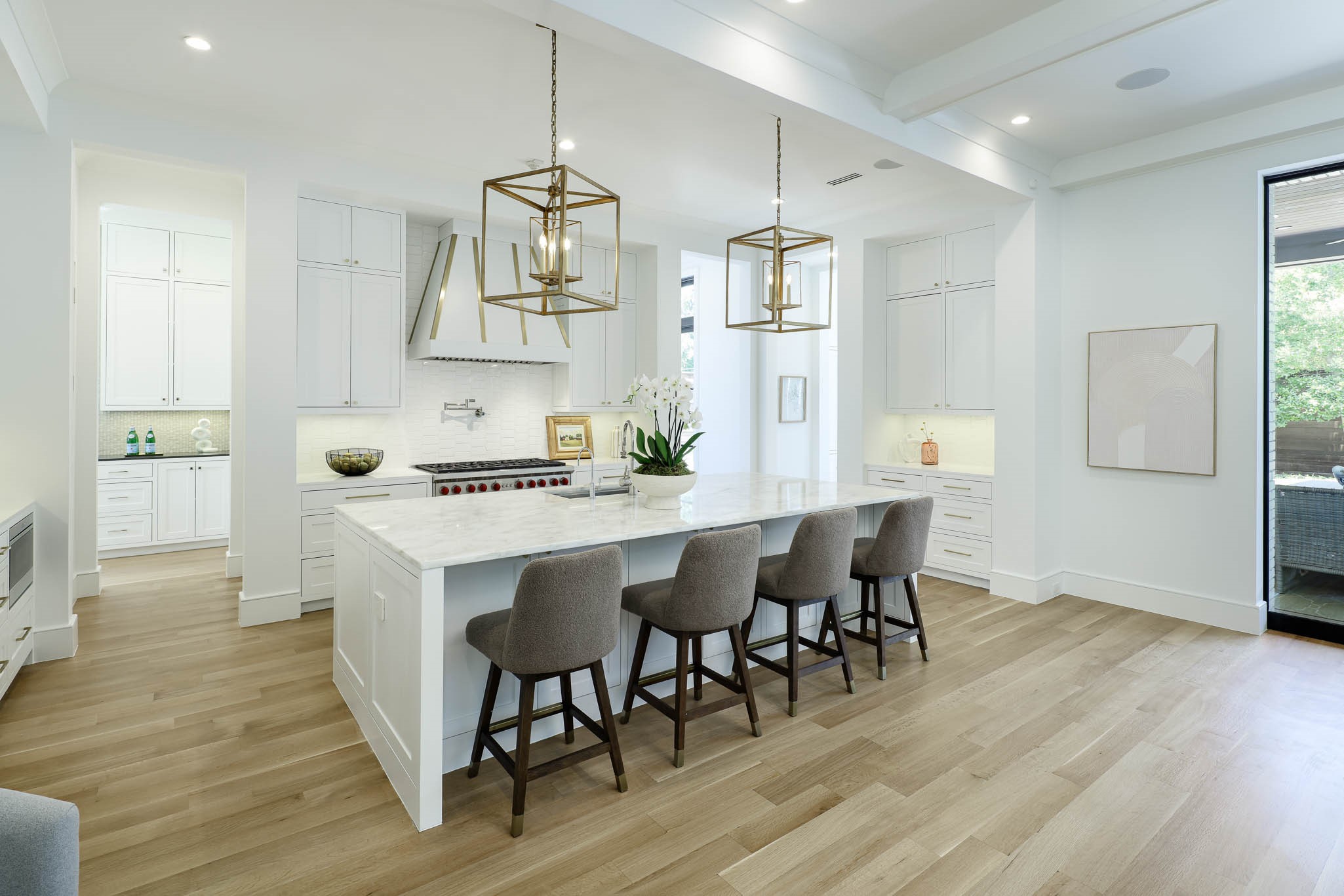 5523 Greenbrier Drive