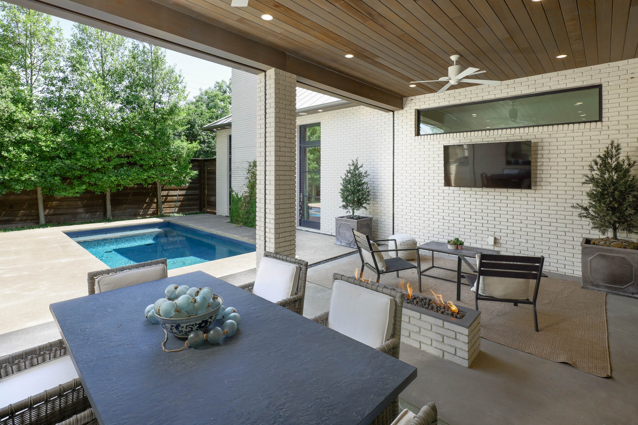 5523 Greenbrier Drive