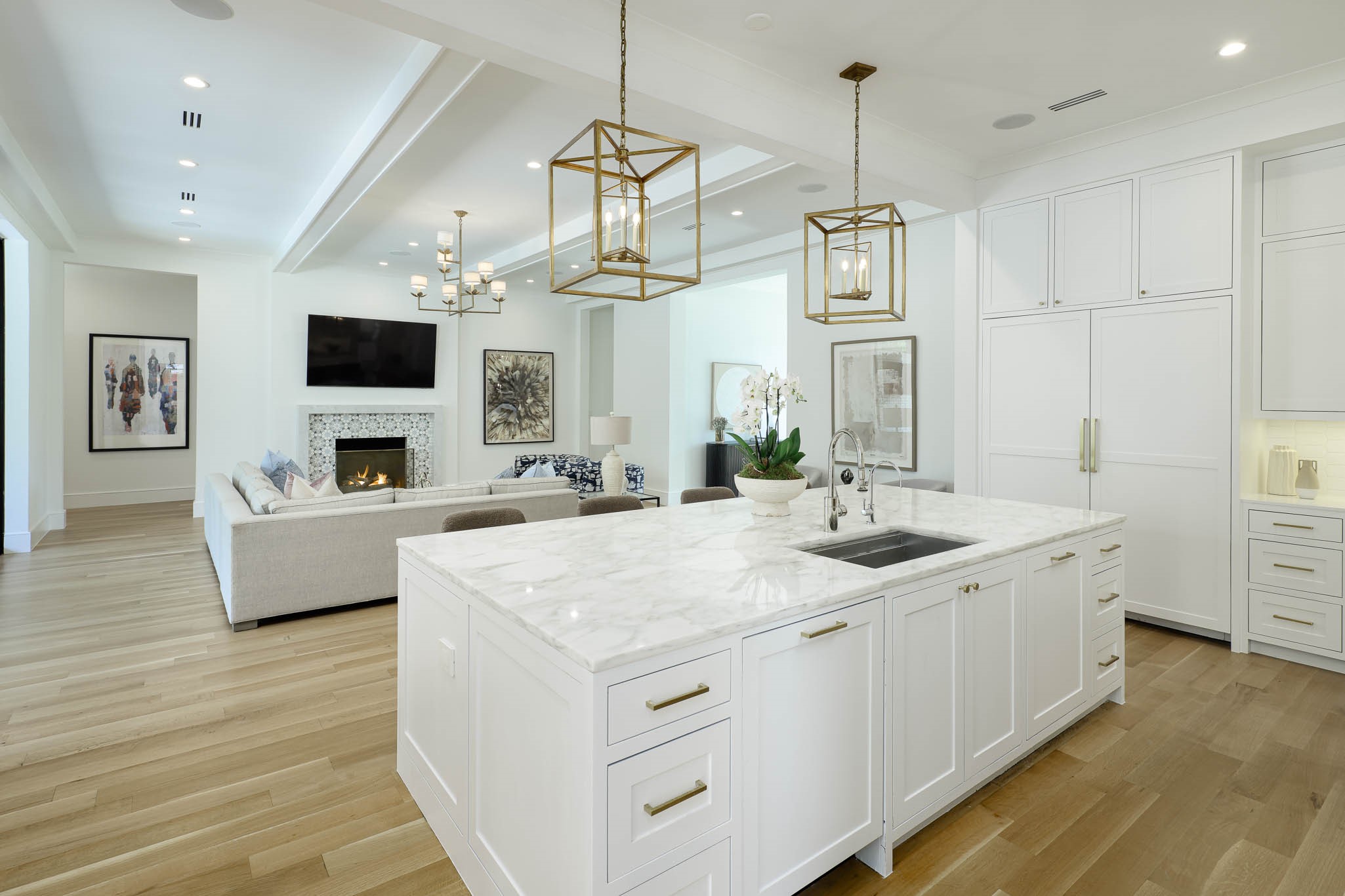 5523 Greenbrier Drive