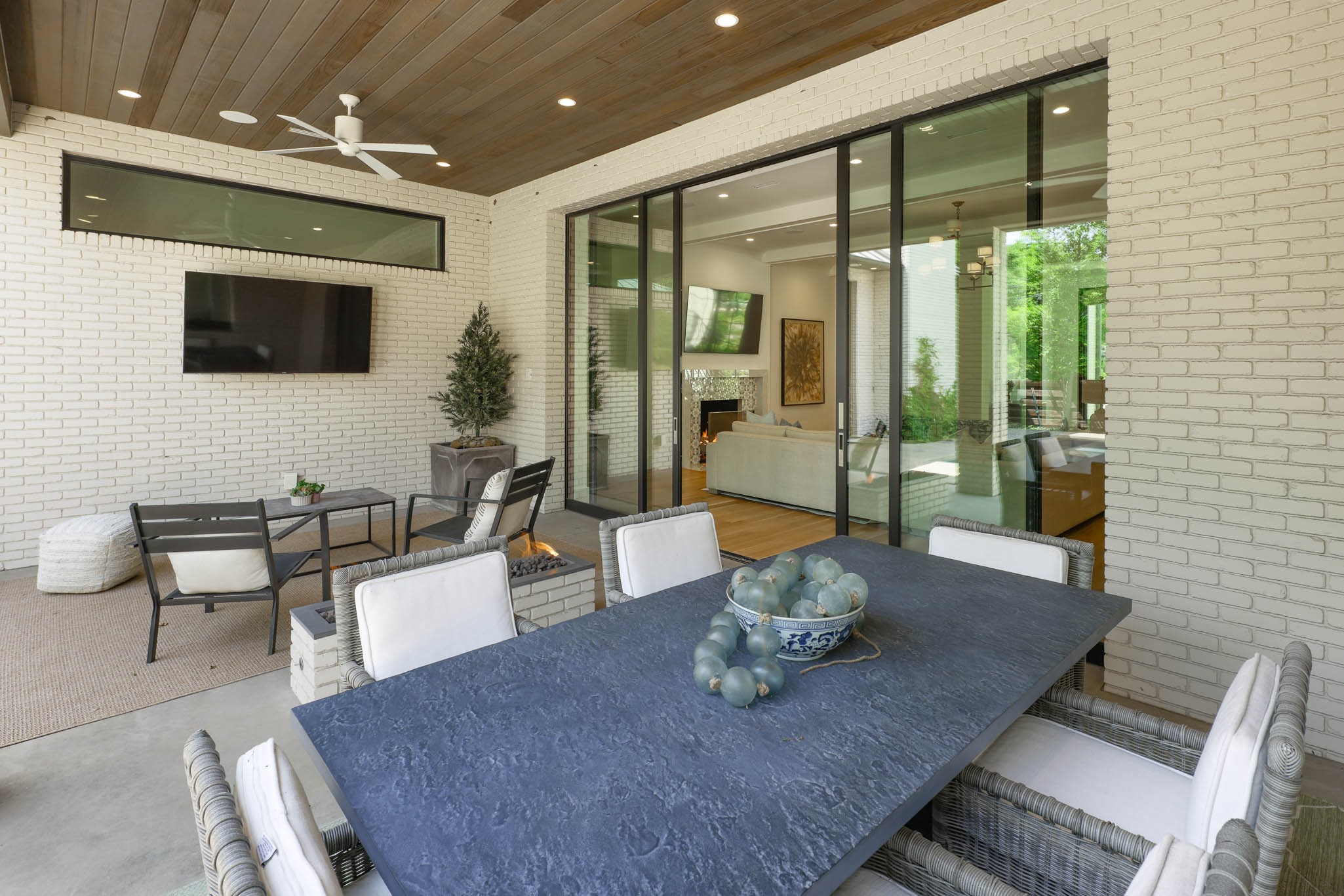 5523 Greenbrier Drive