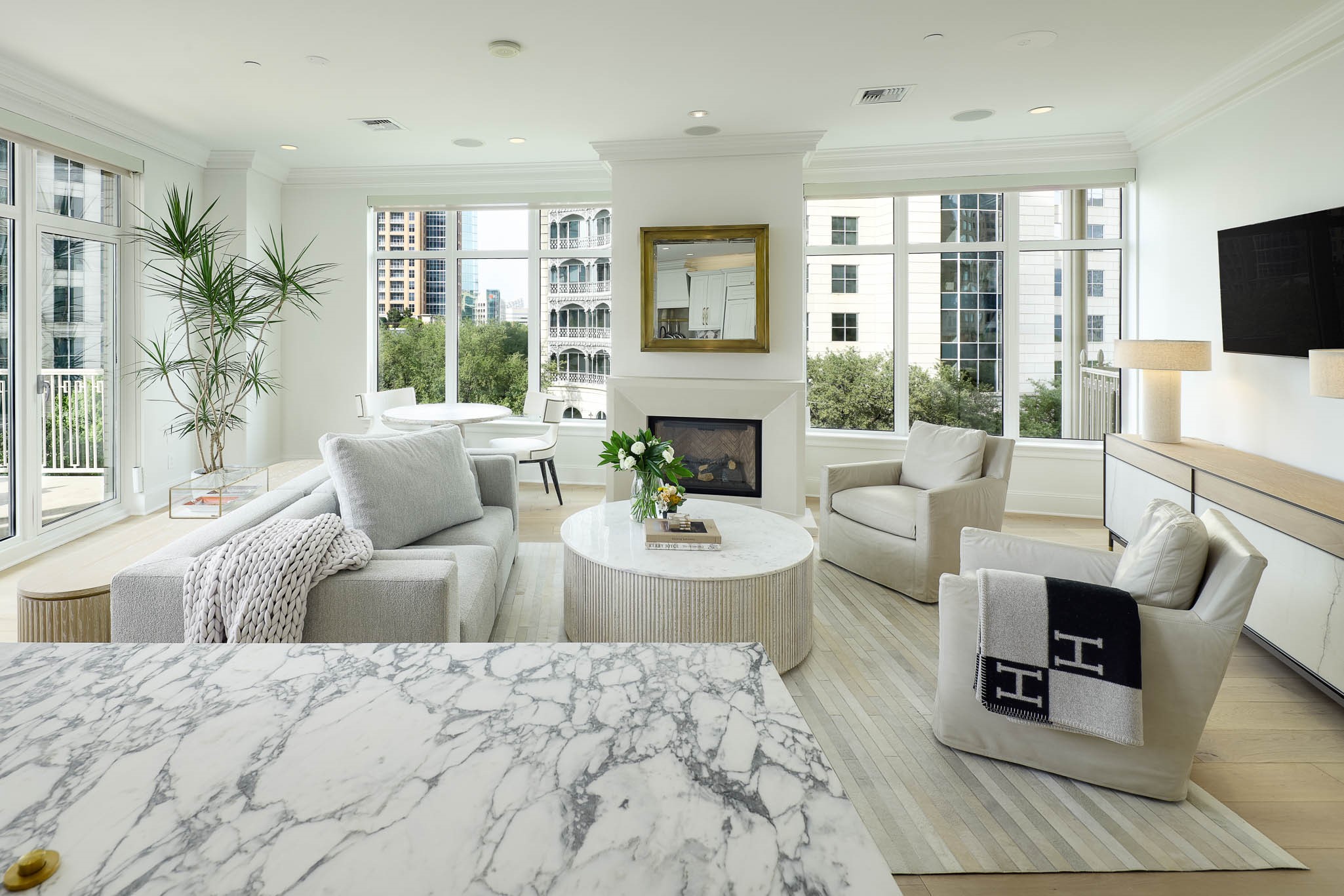 2555 N Pearl Street 505