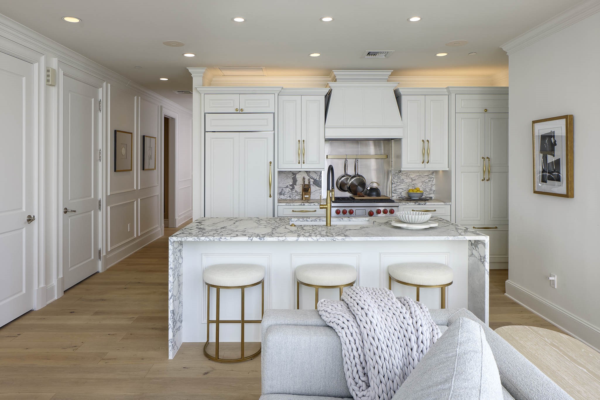 2555 N Pearl Street 505