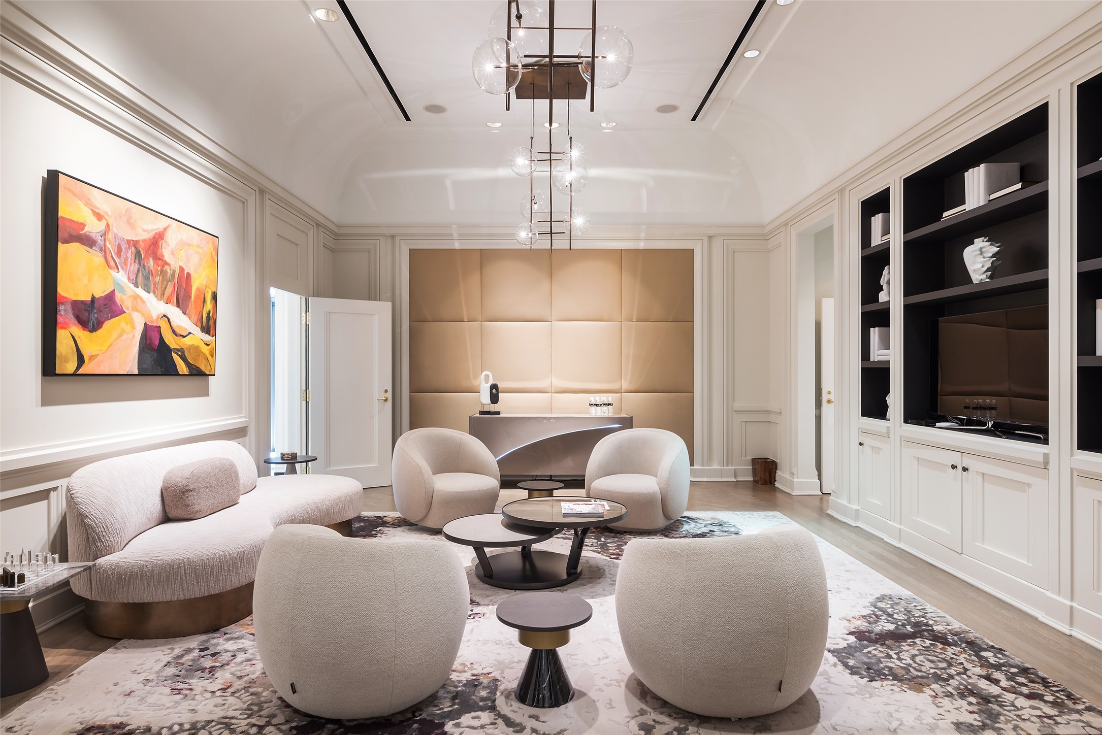 2555 N Pearl Street 1304