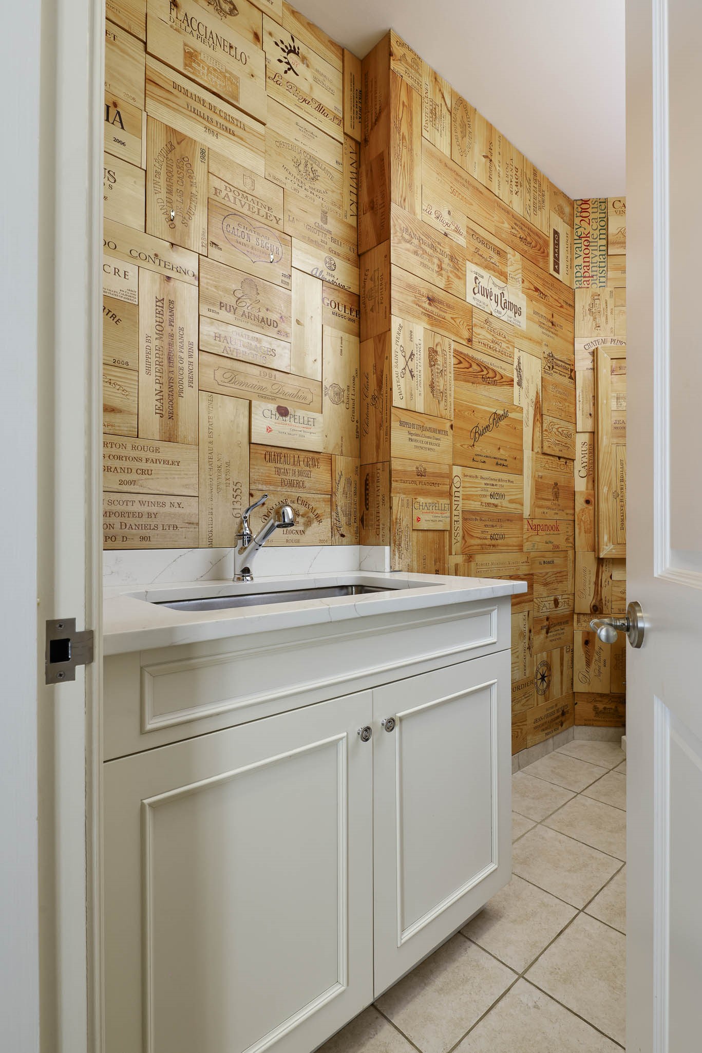 2555 N Pearl Street 1304