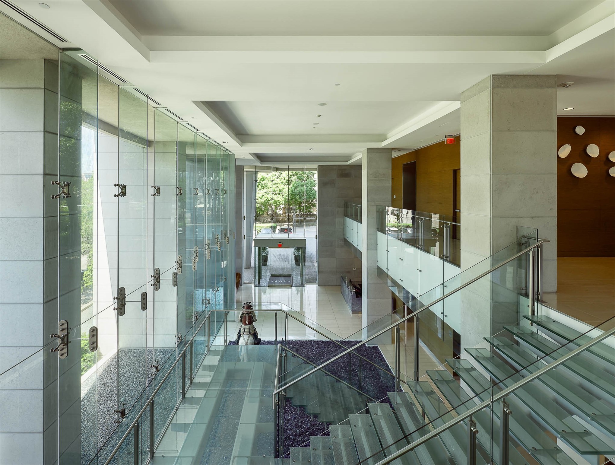 2900 Mckinnon Street 801