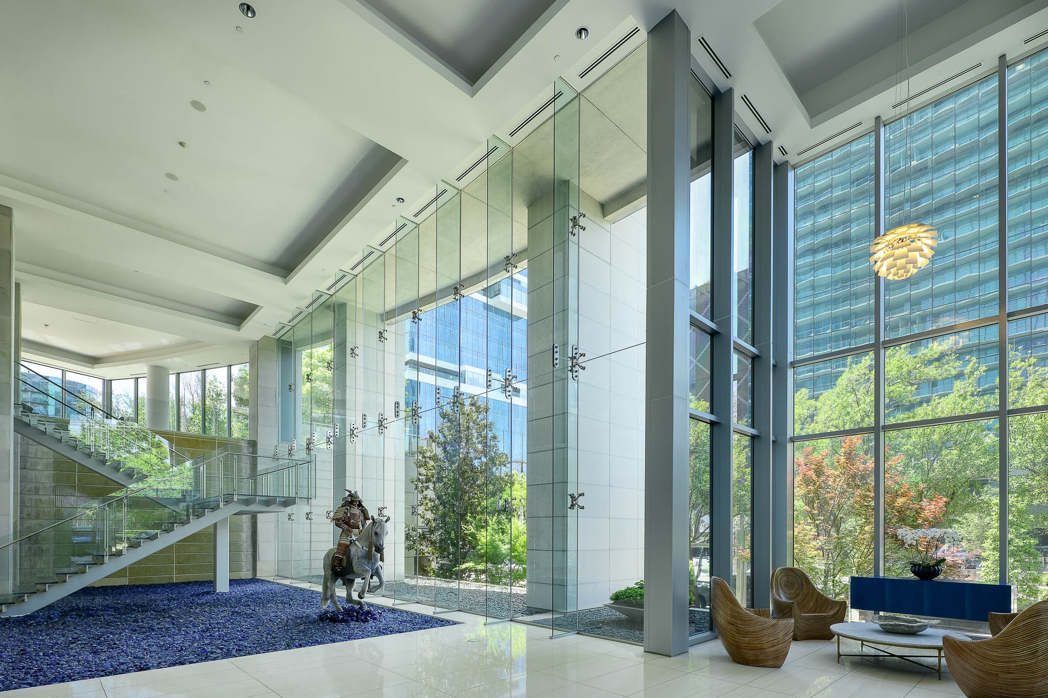 2900 Mckinnon Street 801