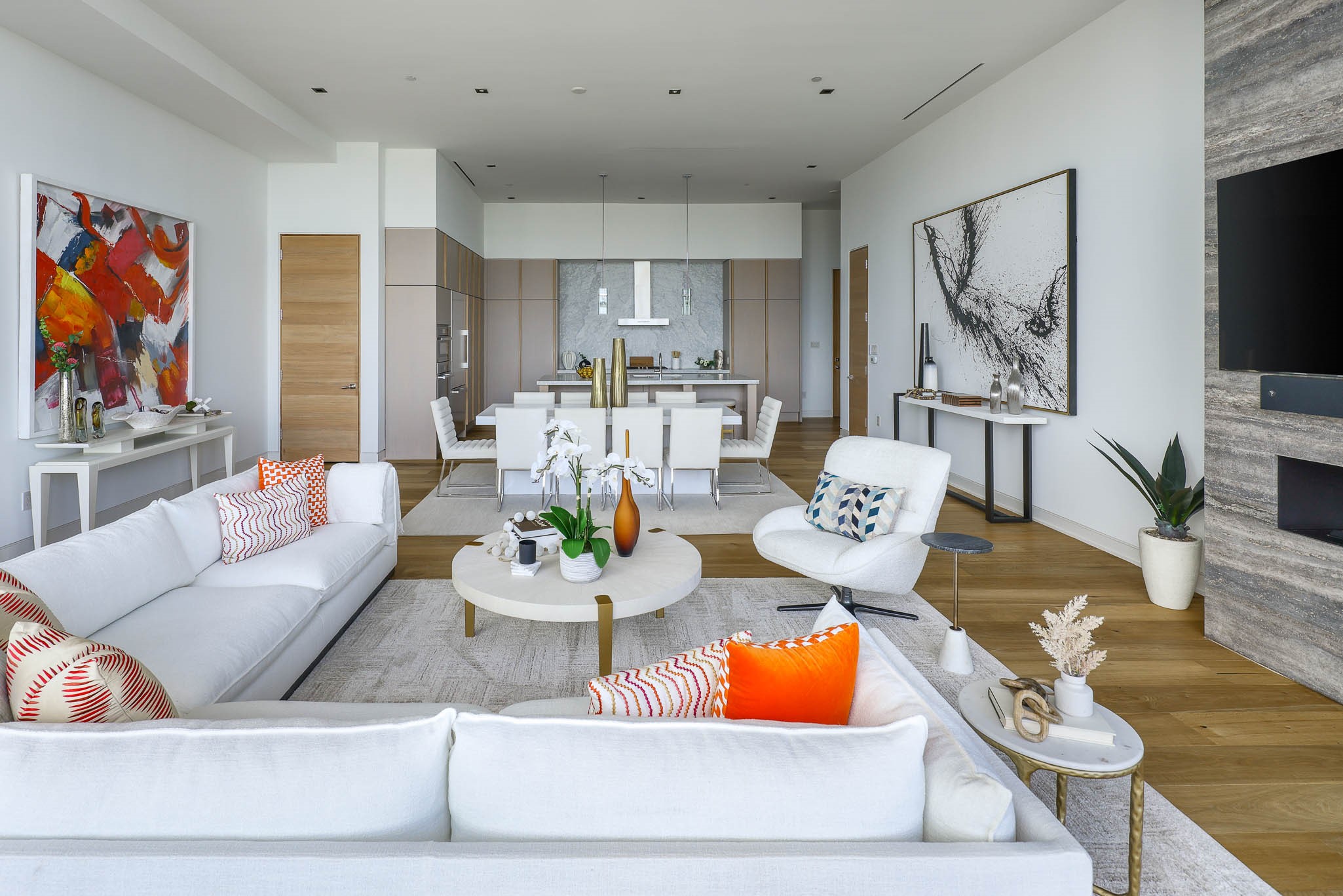 2430 Victory Park Lane 3203