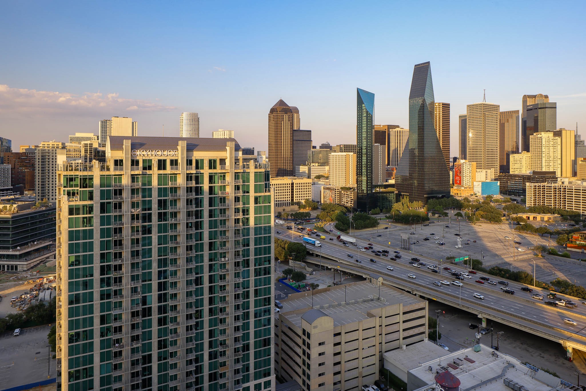 2200 Victory Avenue 2207