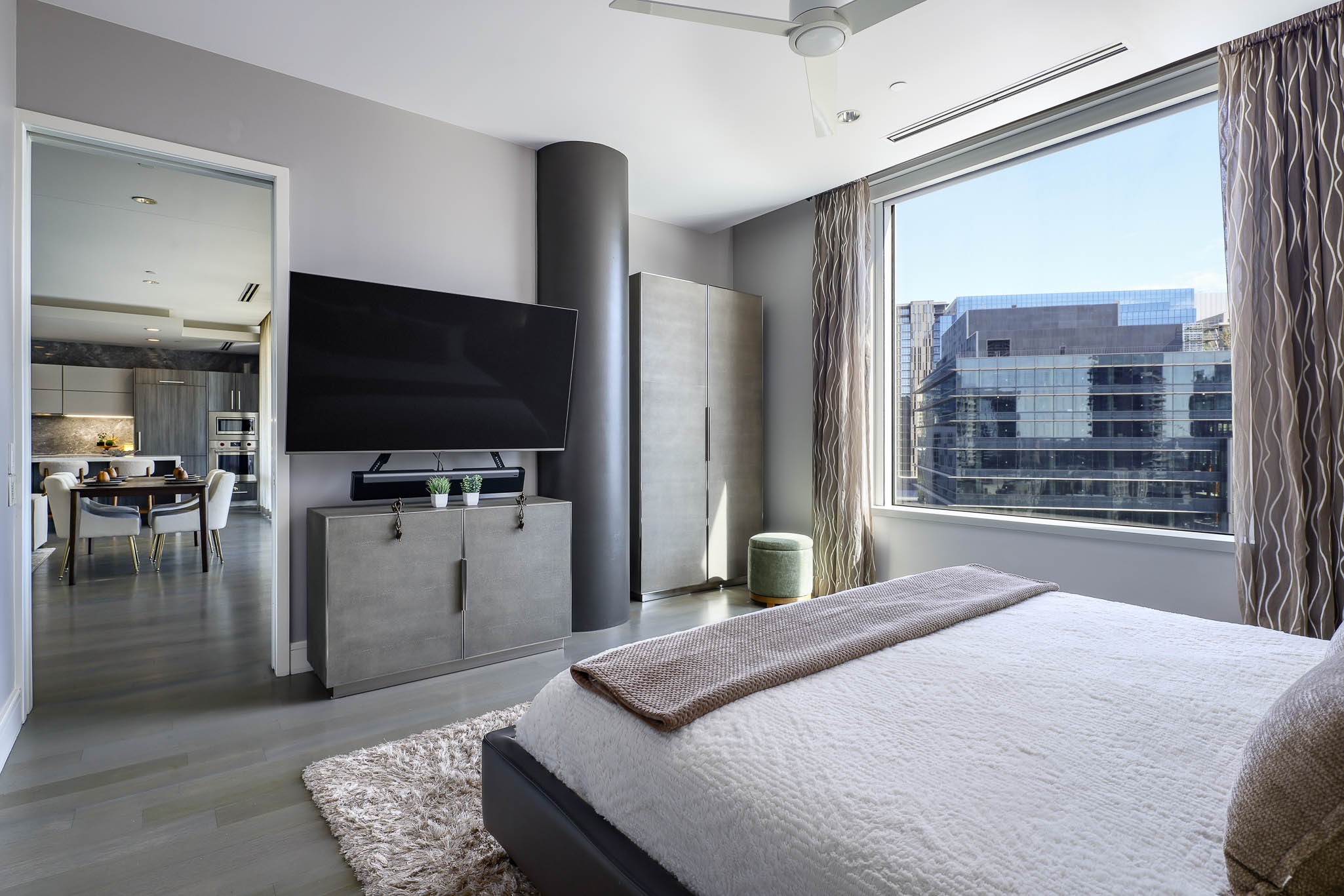 2408 Victory Park Lane 1239