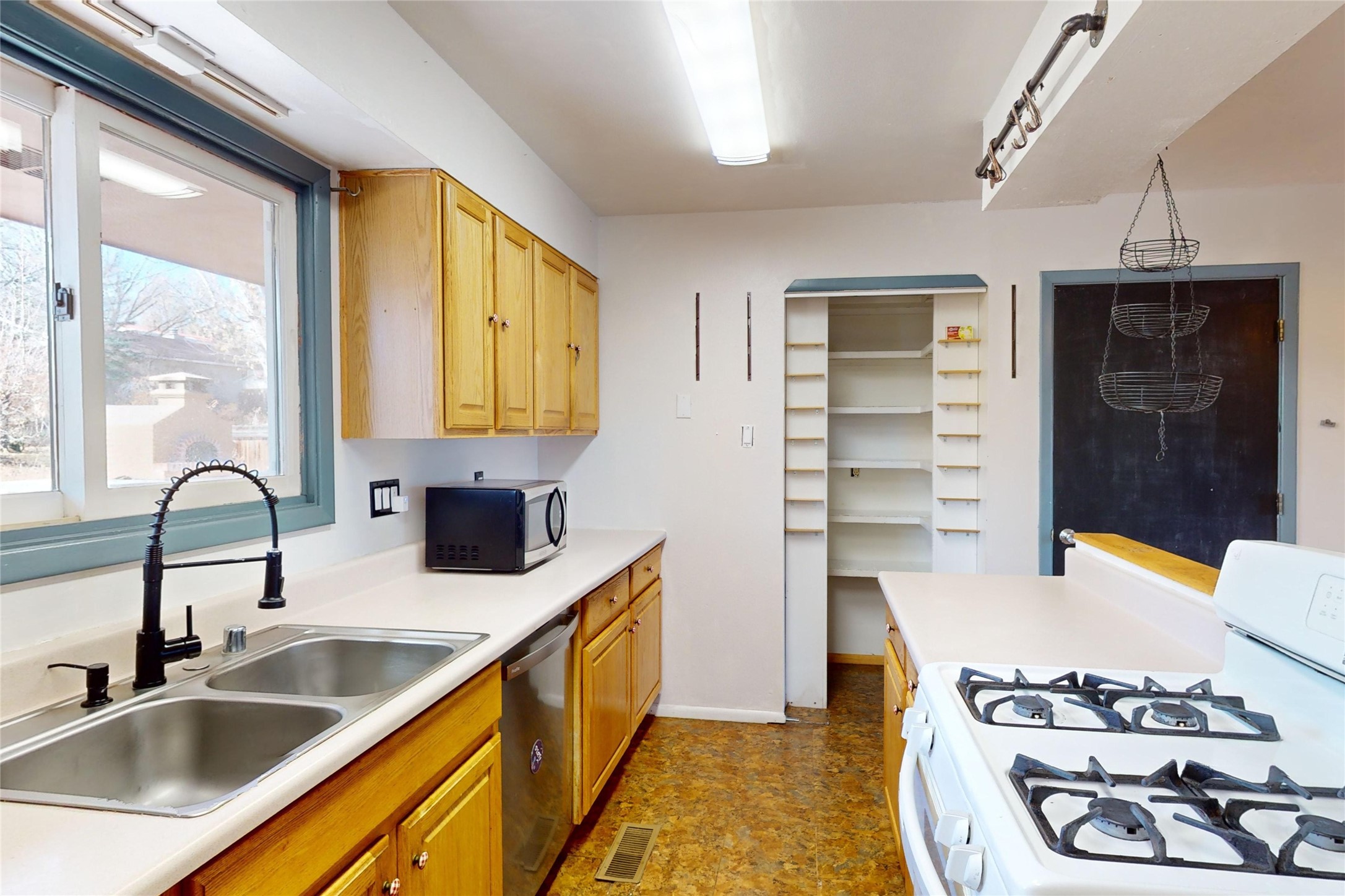 908 Capulin Road
