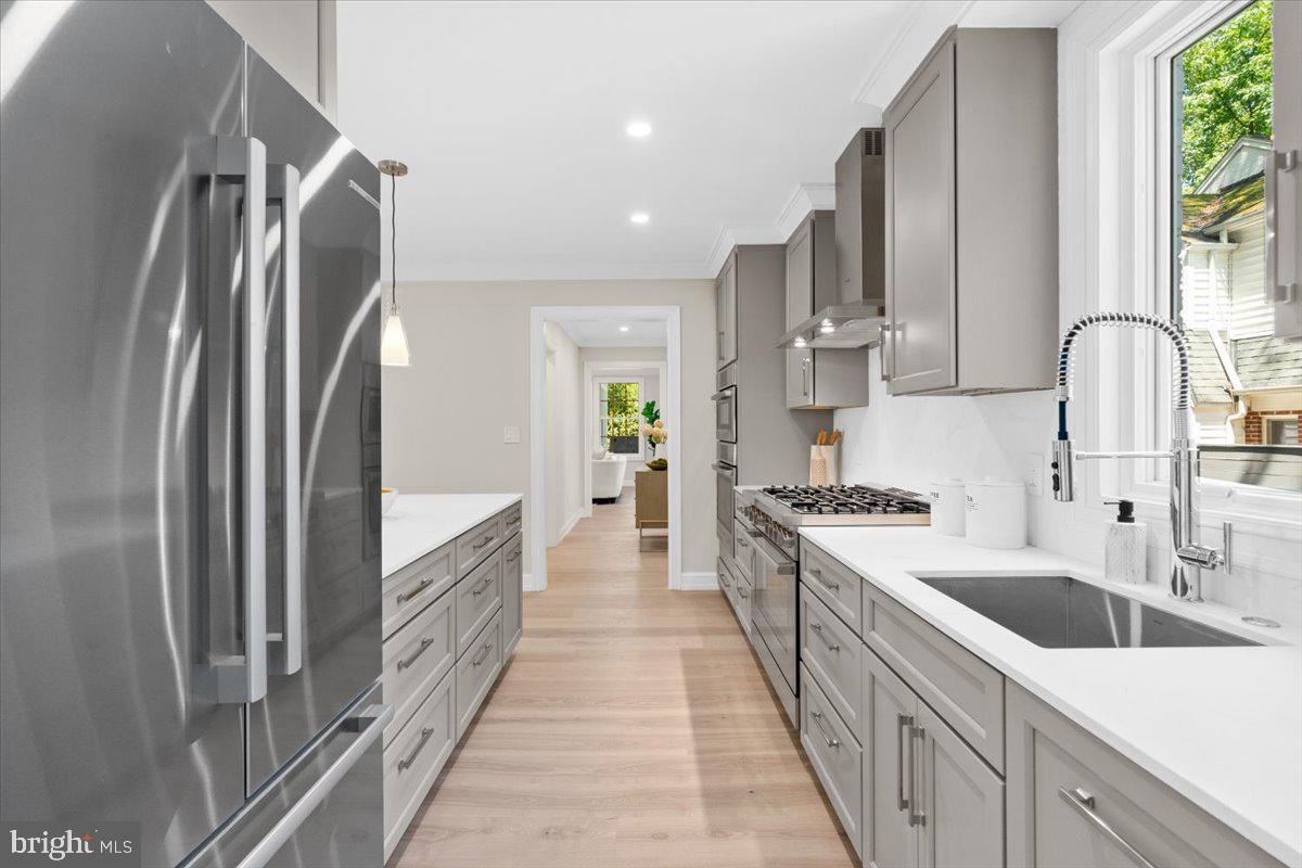 4735 Rodman STREET NW