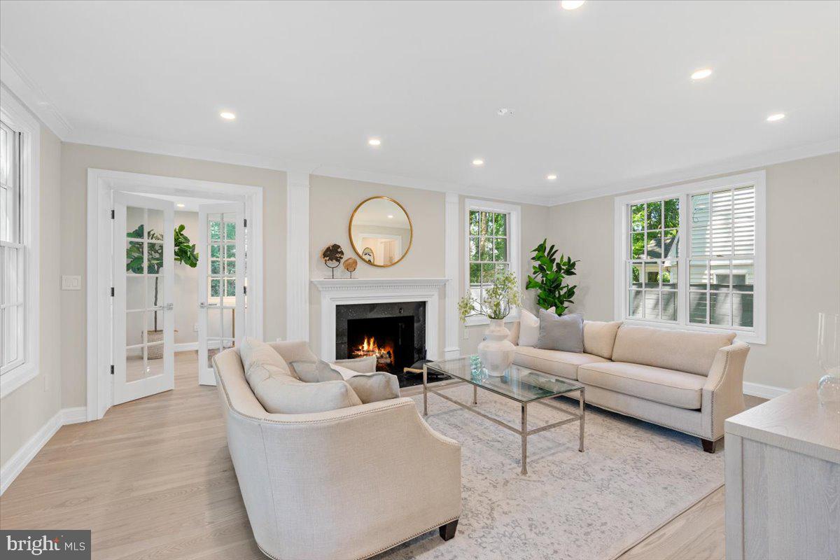 4735 Rodman STREET NW