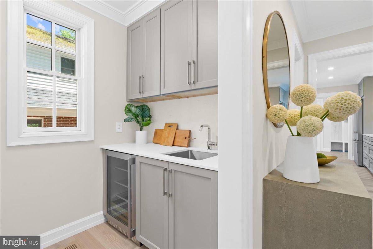 4735 Rodman STREET NW