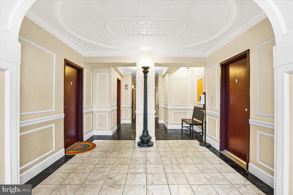 1736 Willard STREET NW Unit: 302