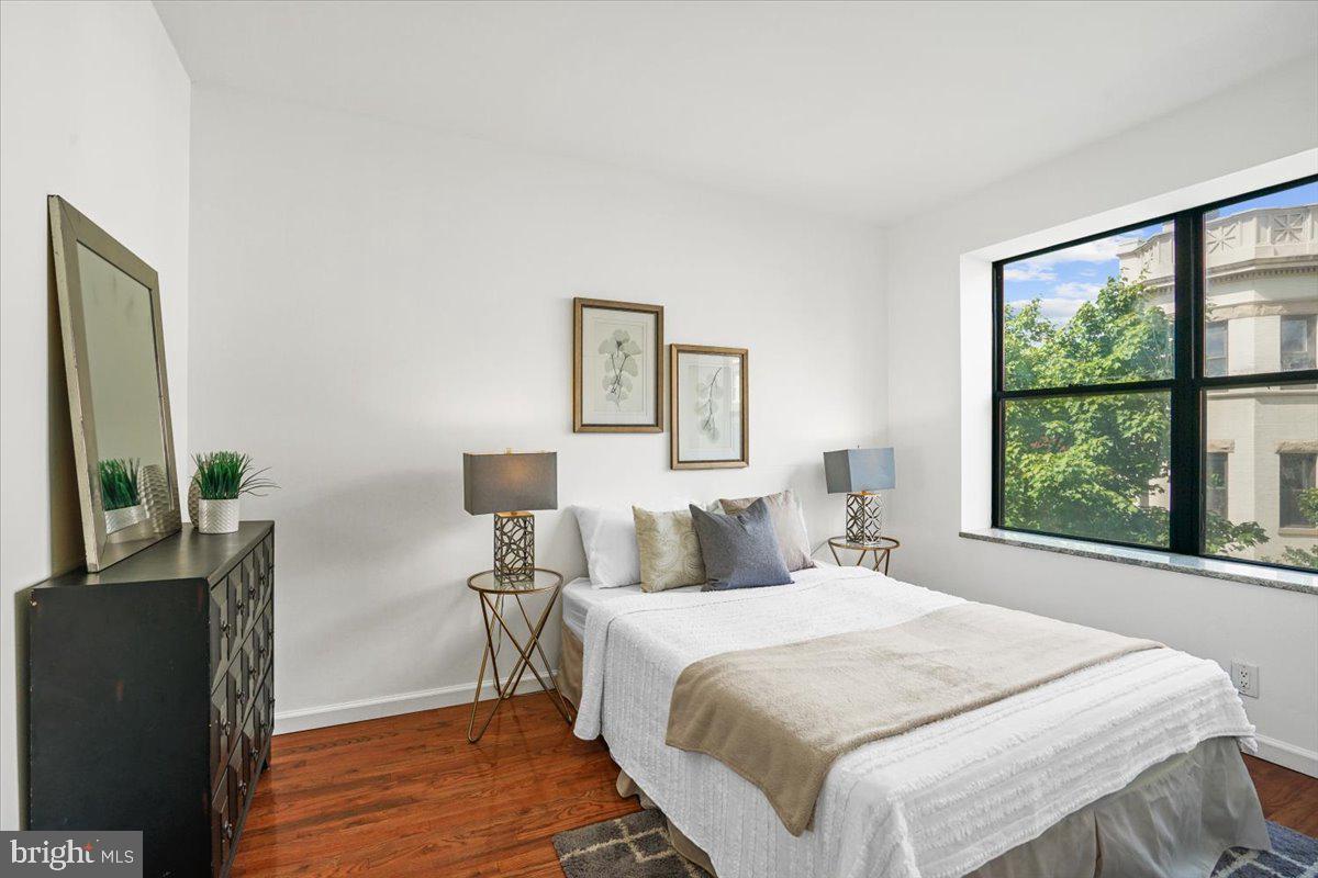 1736 Willard STREET NW Unit: 302