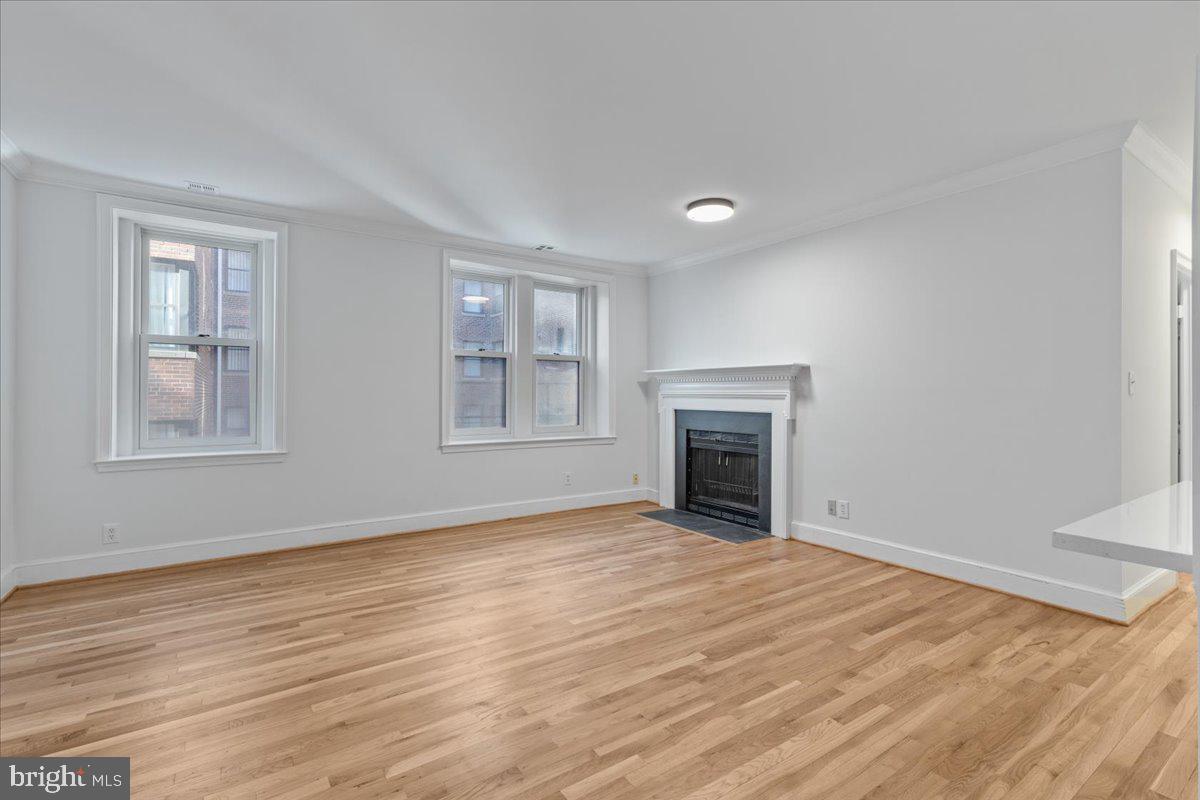 1735 New Hampshire Ave NW #305