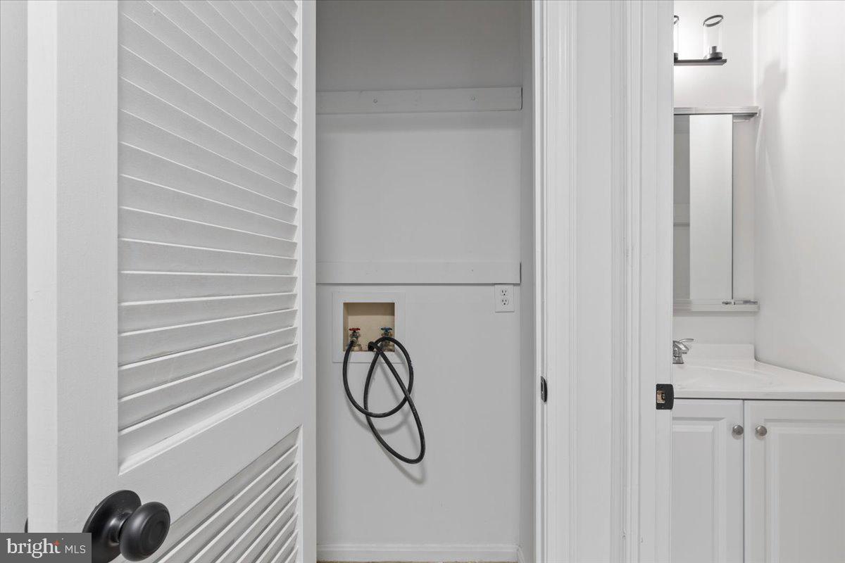 1735 New Hampshire Ave NW #305