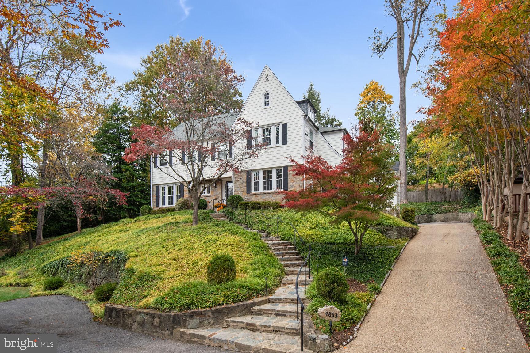 4853 Rockwood Pkwy NW