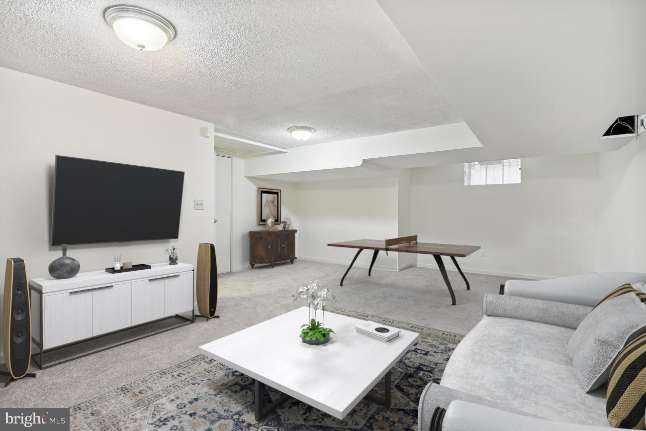 4853 Rockwood Pkwy NW