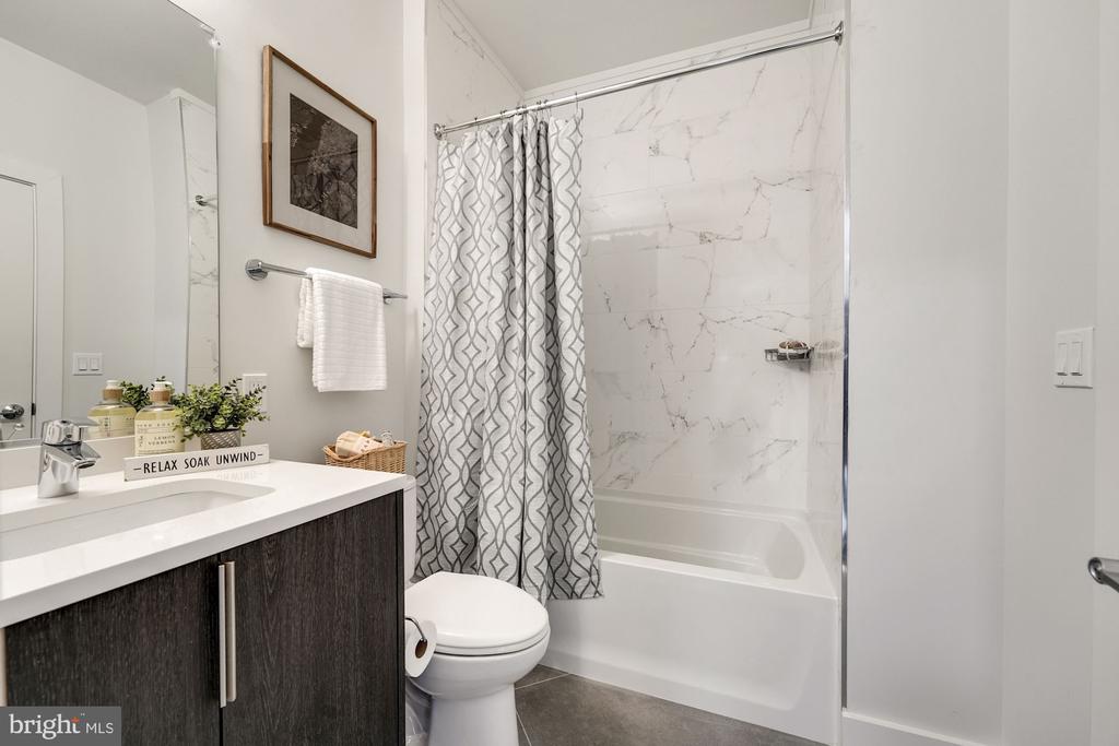 3831 GEORGIA AVE NW #602